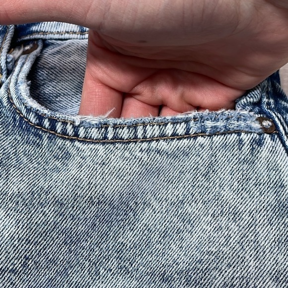 We The Free People Jeans Women's 30 Blue Distressed Denim Straight Wide Raw Hem - Picture 6 of 12